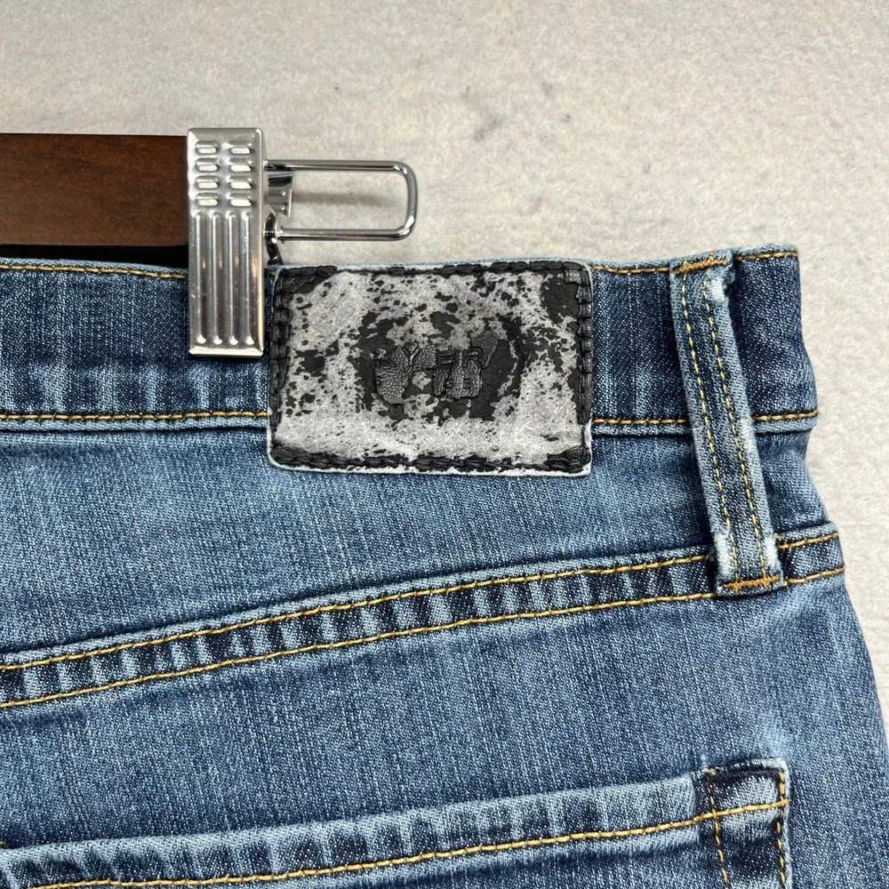 Lucky Brand Jeans Mens 36 Blue Denim Athletic Slim Fit Distressed Streetwear
